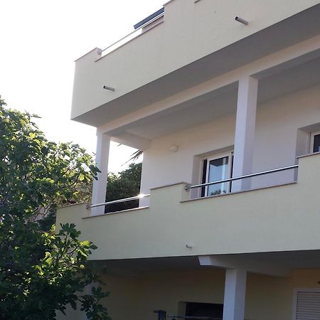 Apartmani Isabella - Ilda Radonic Jelsa  Exterior foto