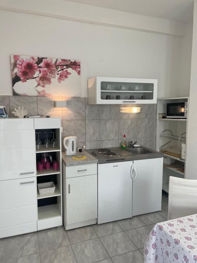 Apartmani Isabella - Ilda Radonic Jelsa  Exterior foto