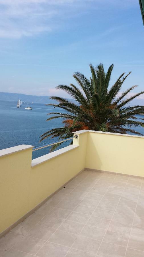 Apartmani Isabella - Ilda Radonic Jelsa  Exterior foto